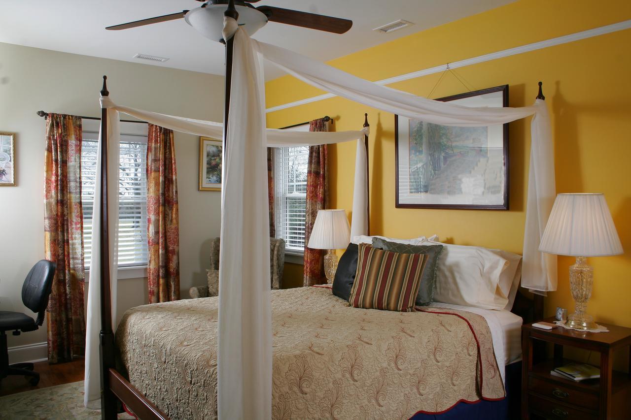 Seven Oaks Bed & Breakfast High Point Luaran gambar